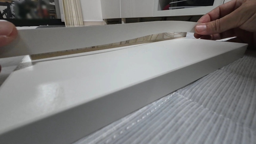 木口テープ貼り付け